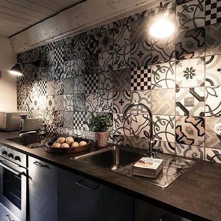 Casa vacanze Casa Isola - By Myhomeincomo *
